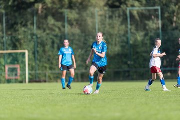 Bild 200 - wBJ VfL Pinneberg - Hamburger SV 2 : Ergebnis: 1:3
